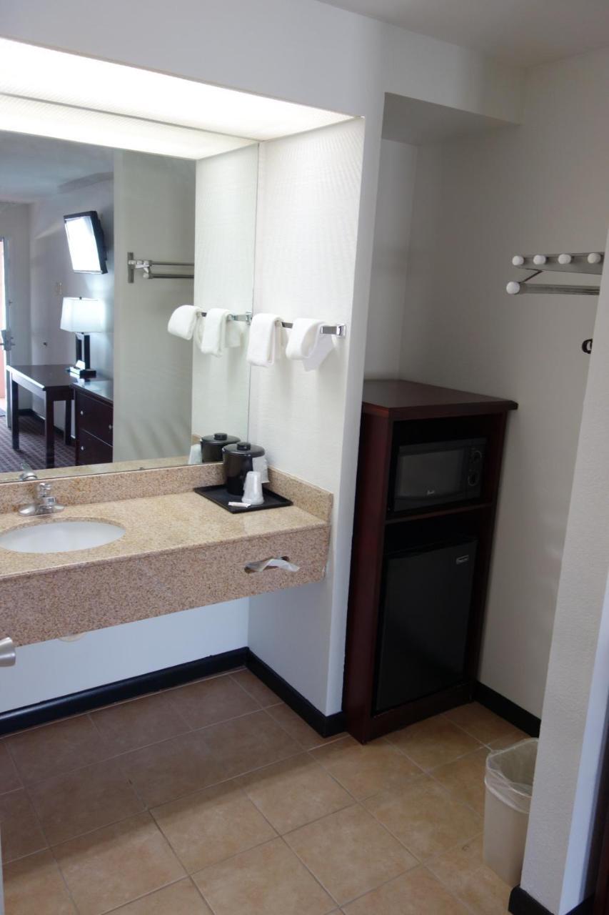 Vip Inn And Suites Huntsville Exteriör bild